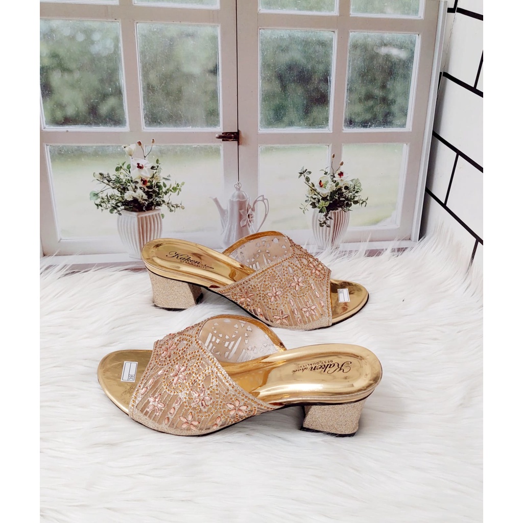 SANDAL PESTA WANITA MOTIF PAYET IMPORT HAK BUNGKUS 5 CM YD 014