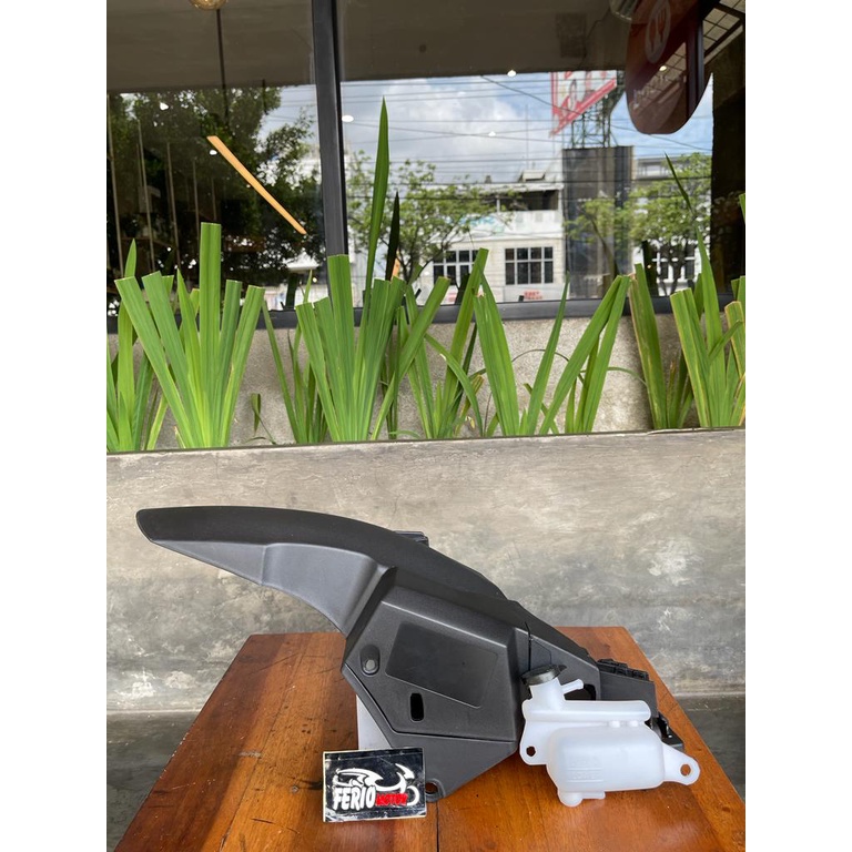 Spakbor Kolong Hugger AIRBLADE Honda Vario125 150 (2016-2022) Hitam