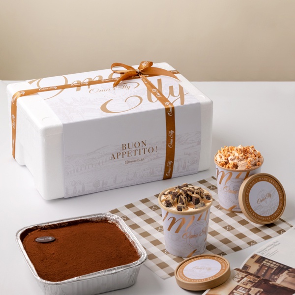 Exp Lama (COD) HAMPERS - Gelato & Tiramisu Box Berkualitas