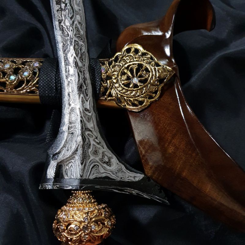 Keris Jalak Ngore Pb Pamor Pedaringan Kebak