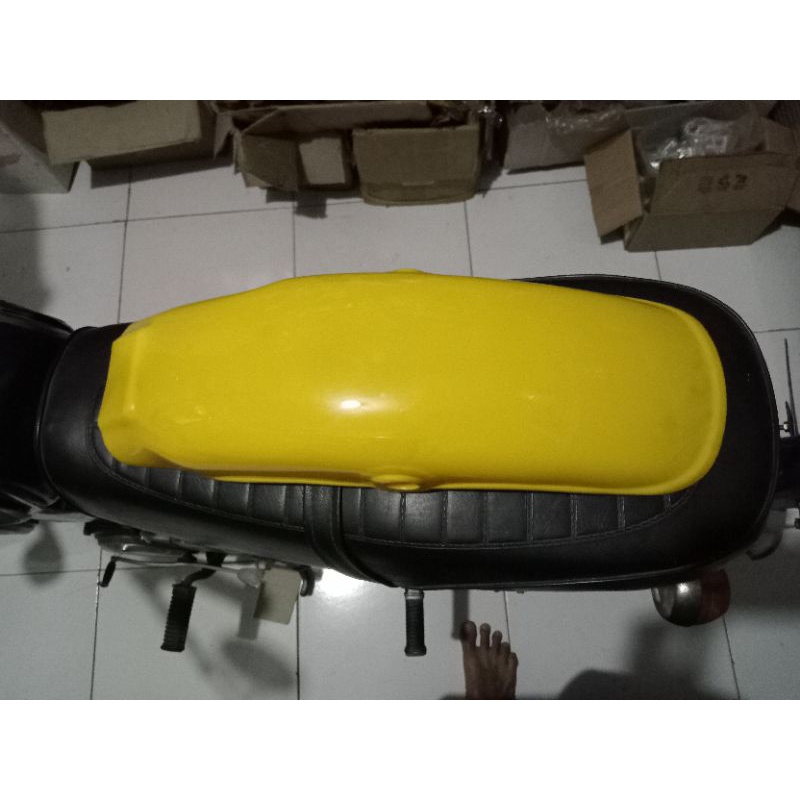 spakbor belakang Yamaha dt100 spakbor trail Yamaha dt100 kuning
