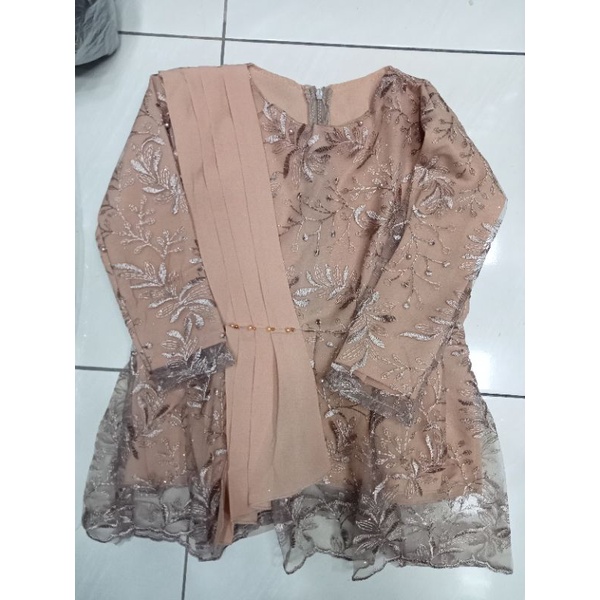 Kebaya Patah/Kebaya Anak