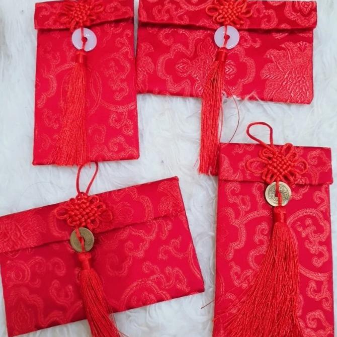 

BEST SALES TOKOOUNIKK ANGPAU KAIN ANGPAO IMLEK SANCIT SANJIT LEBARAN WEDDING DISCOUNT