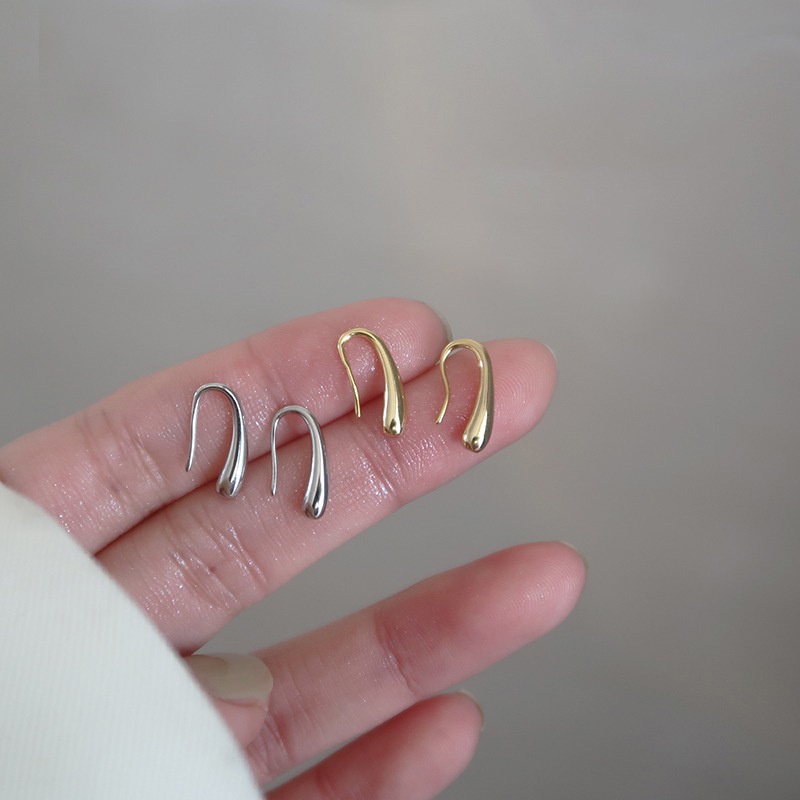 Roselife Anting Kait Gantung Bentuk Tetesan Air Warna Silver Glossy Untuk Wanita