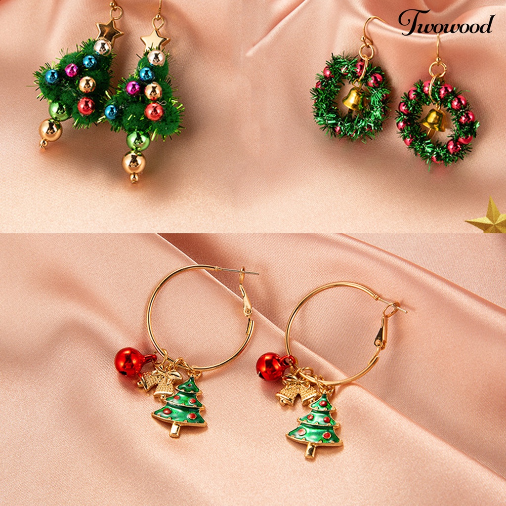 1 Pasang Anting Stud Desain Pohon Natal Snowman Bell Untuk Wanita