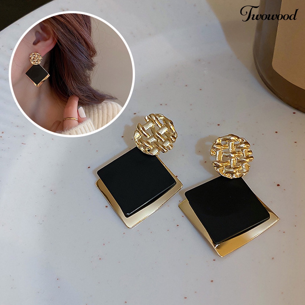 1 Pasang Anting Stud Bentuk Geometris Electroplating Untuk Wanita