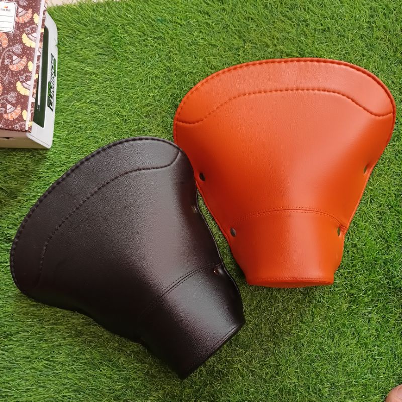 Cover jok bungkus jok kulit jok koboy aquila vespa super sprint vbb bagus