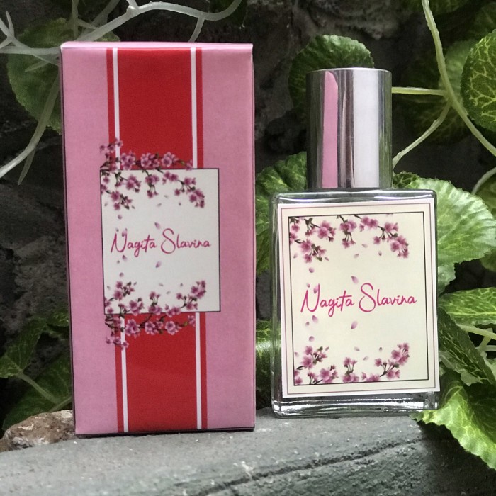 PARFUM NAGITA SLAVINA 60 ML + BOX AROMA BUNGA SAKURA / PARFUM WANITA MEWAH