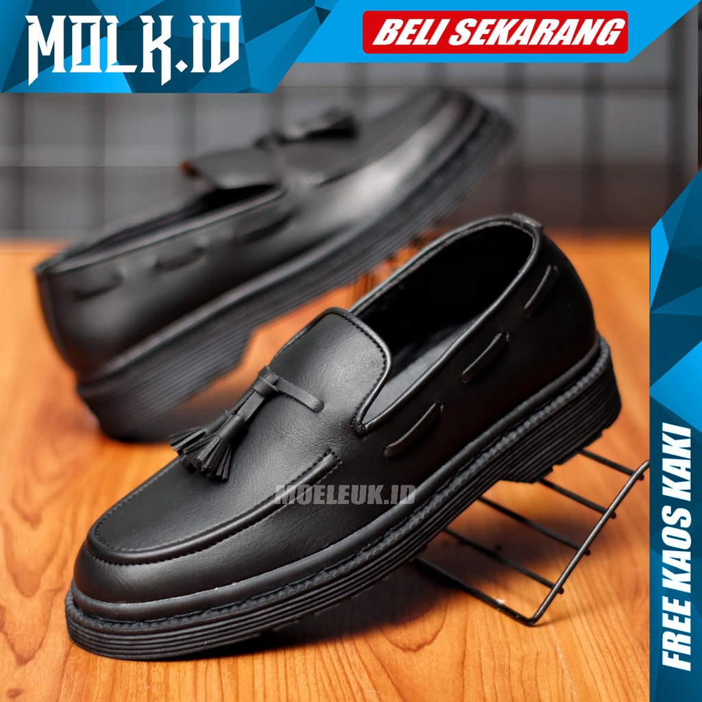 MOLK Sepatu Slip On Pria Loafers Semi Formal Casual Modern Kerja Kuliah Kantor