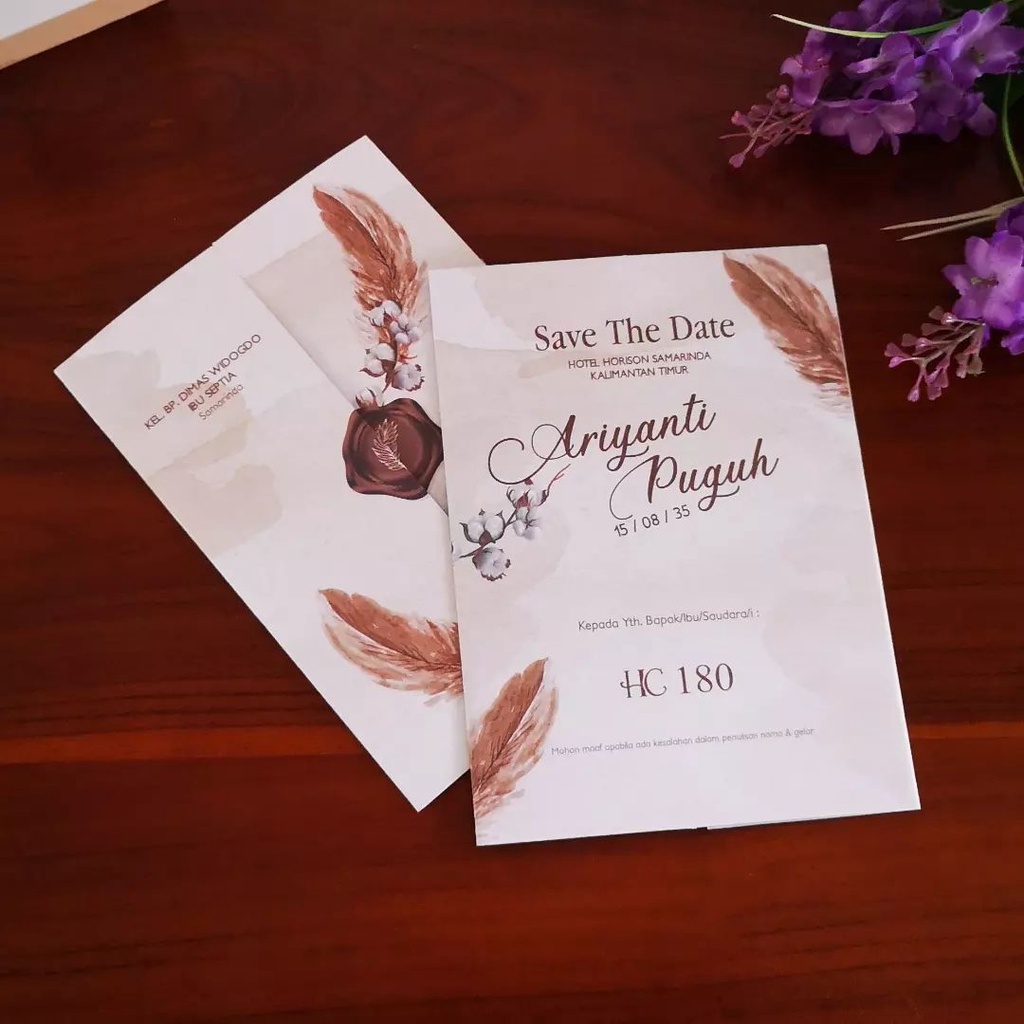 

UNDANGAN PERNIKAHAN MURAH ELEGAN HC 180