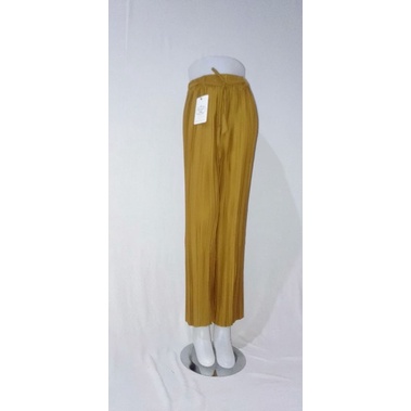 Celana kulot plisket prada