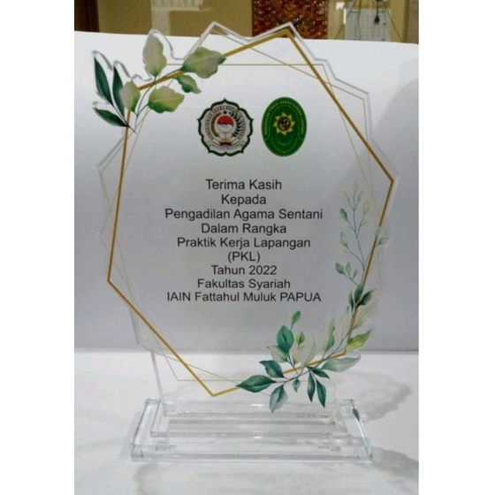 plakat akrilik / piagam akrilik