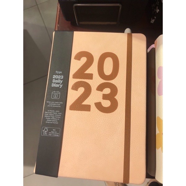 

Agenda Typo Buku Jurnal Weekly Planner Mingguan Jadwal 2023 A5 Original Unik