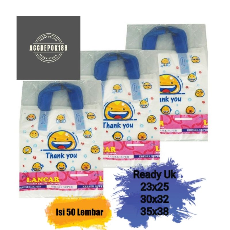 KANTONG SHOPPING BAG / PLASTIK SOFTHANDLE SMILE / PLASTIK UKURAN 35X38 CM / LARGE RAMAH LINGKUNGAN ISI 50 LEMBAR