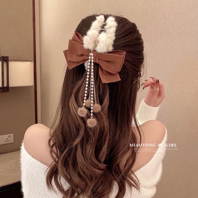 Delunashop_Acc Jepit Rambut Wanita Motif Kupu Jedai Bulu Pom Pom Gaya Korea Import