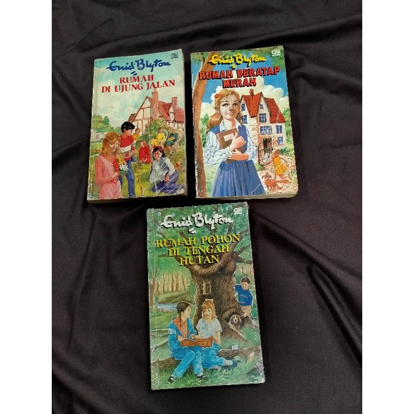 PAKET ENID BLYTON RUMAH BERATAP MERAH,RUMAH DI UJUNG JALAN,RUMAH POHON DI TENGAH HUTAN