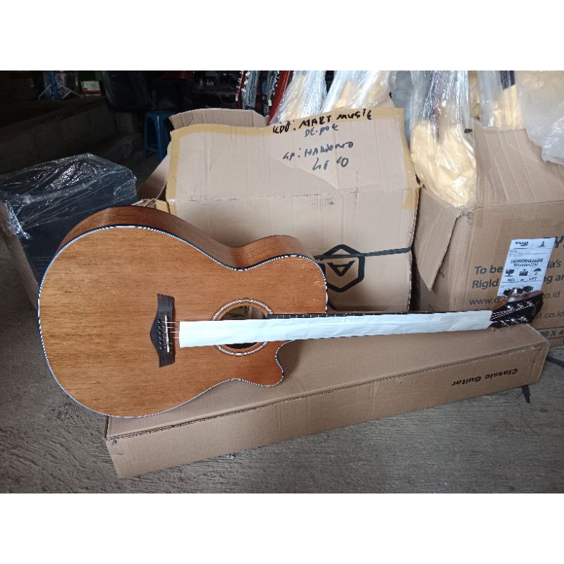 Gitar akustik Cowboy Gwc235ns original