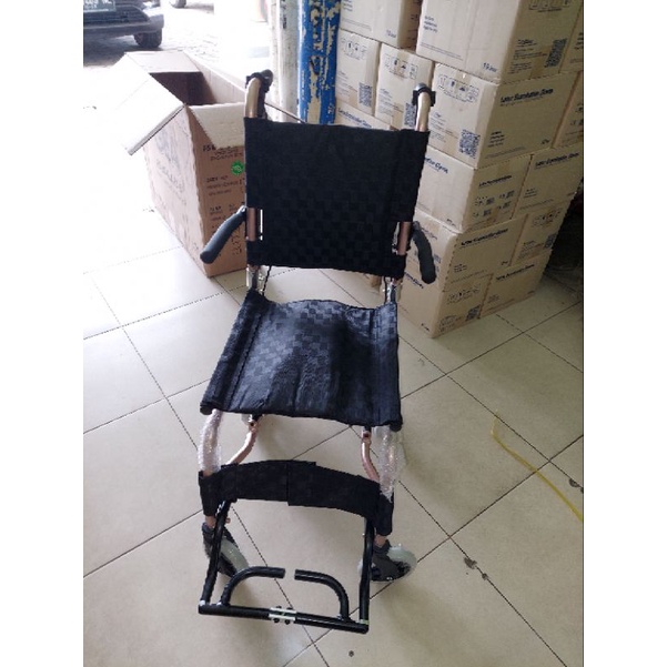 KURSI RODA TRAVELLING GEA 804L