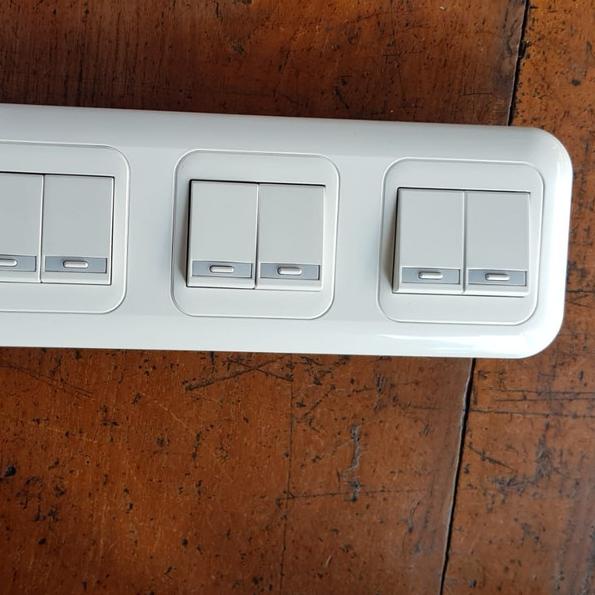 Saklar Seri 3 Gang Panasonic / Saklar 6 Gang 6 Device Panasonic