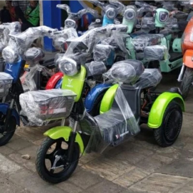 Sepeda motor listrik UWINFLY ROMEO PLUS + Electric E Bike 600 watt