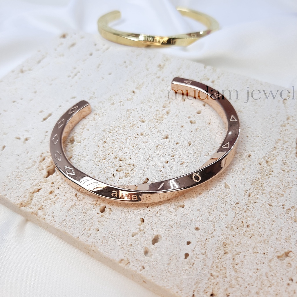 Gelang Unisex ( Untuk Wanita dan Pria ) Model Classic Spiral Tersedia Warna Rose Gold dan Gold