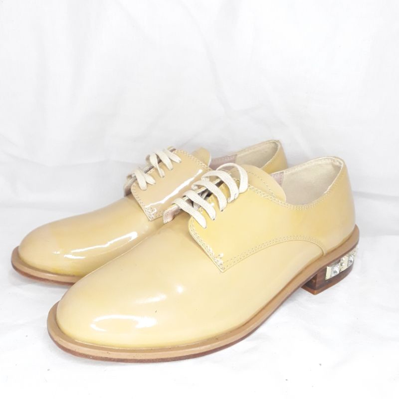 Miumiu Leather Oxford Shoes