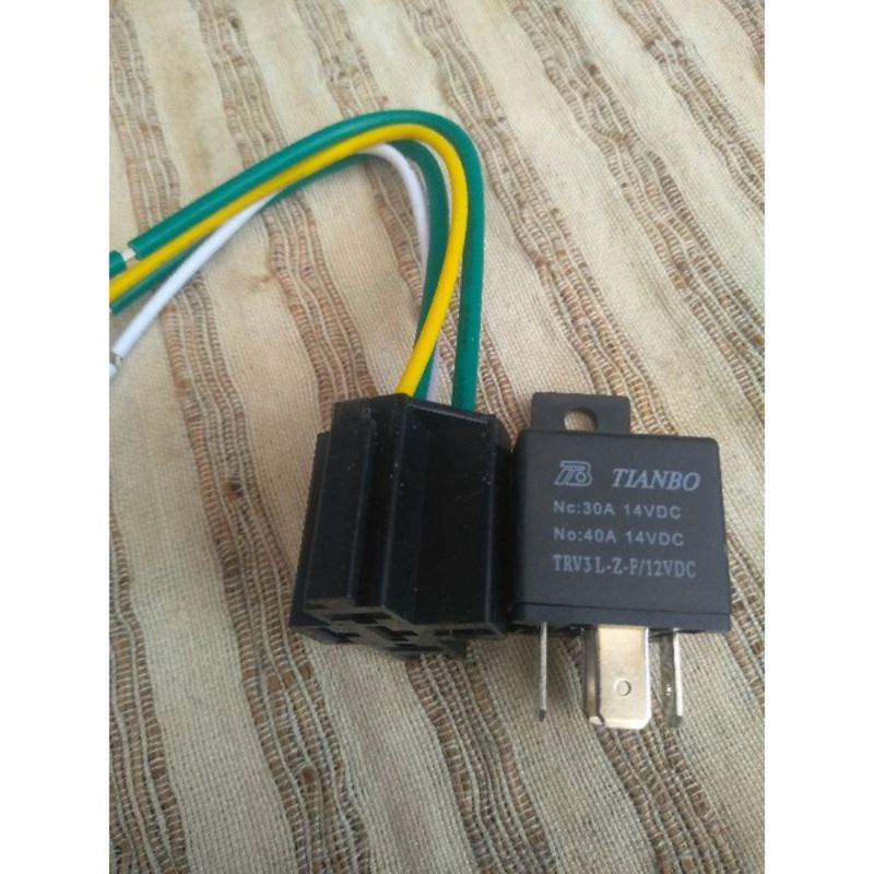 RELAY UNTUK CUT OFF GPS + SOKET bisa untuk gt06n,et200,ev02,tk110 dll