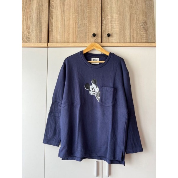 Sweater Uniqlo | Kaos Uniqlo