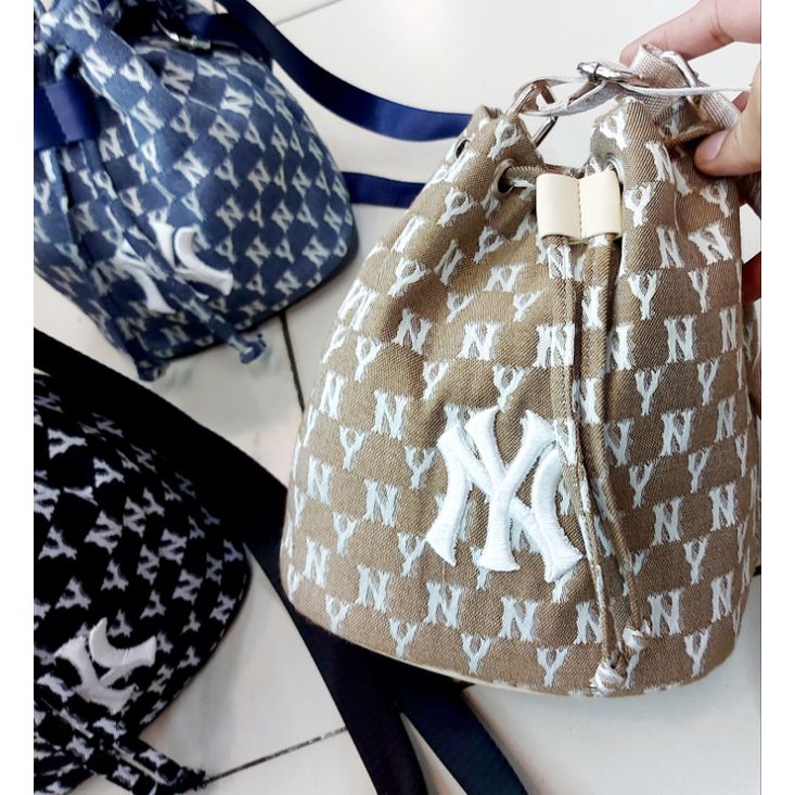 TAS SERUT WANITA/SLINGBAG NY CTR TAS BAGUS TAS MURAH