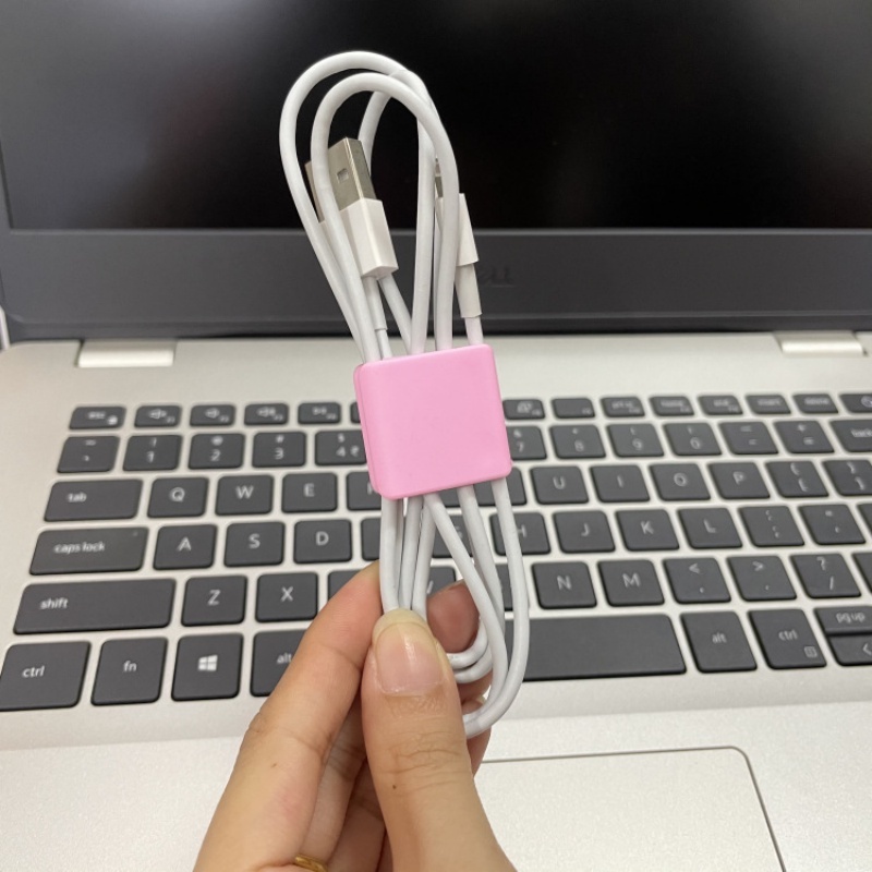 1pc Klip Organizer Kabel Data / Charger / Earphone Portable Warna Acak Untuk Rumah / Kantor / Travel