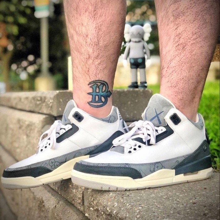 aj3 kaws