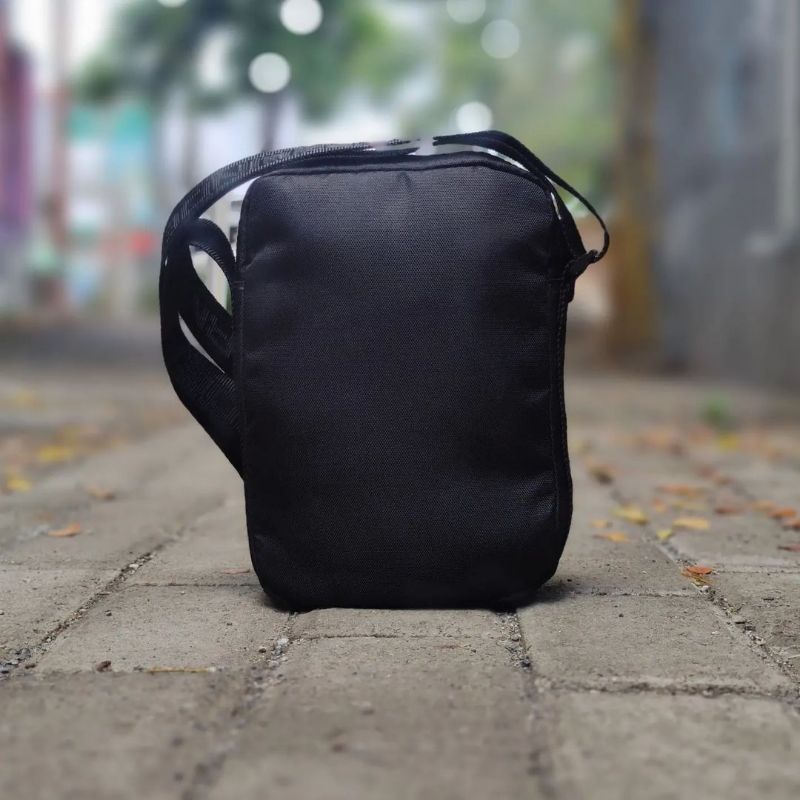 UA CROSSBODY BAG (1364762-408)