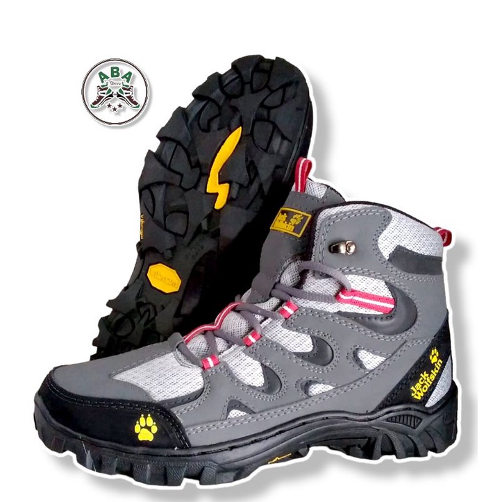 sepatu gunung pria sepatu boots pria sepatu outdoor Jack Wolfskin