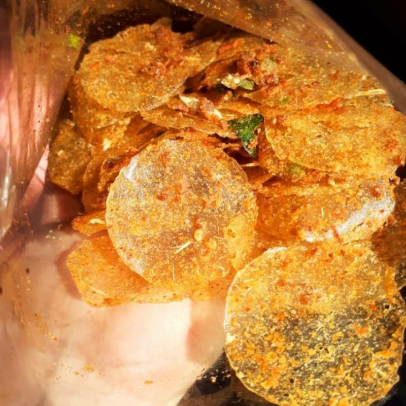 

KRIPIK KACA BUMBU DAUN JERUK EXSTRA PEDAS 100GR