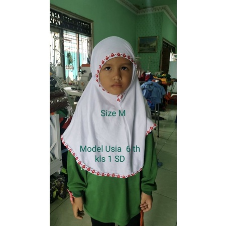 Jilbab sekolah SD dan MI Jilbab Sekolah Anak Jilbab putih seragam sekolah