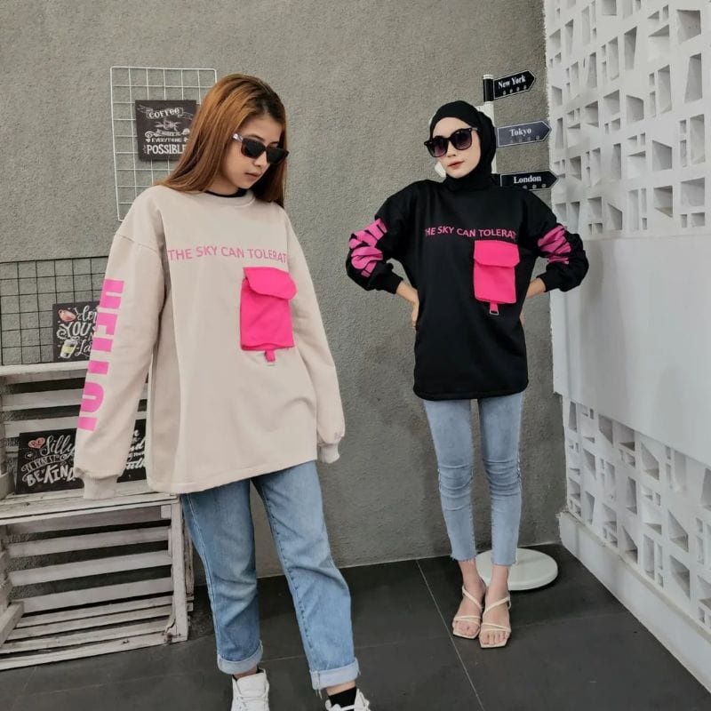 HELLO POCKY PINK OVERSIZE SWEATER CREWNECK WANITA