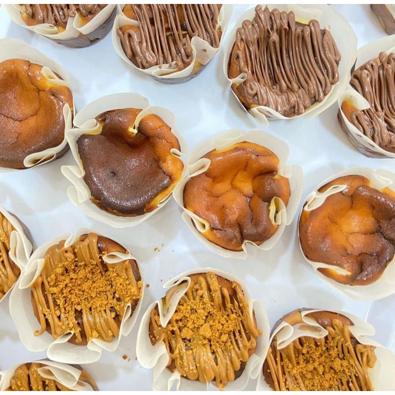 

Mini Basque Burnt Cheesecake Gluten Free