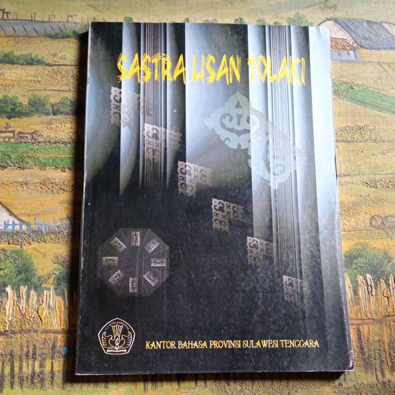 Buku Sastra Lisan Tolaki