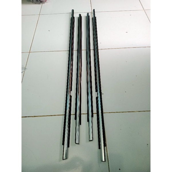 KARET PELIPIT KACA LUAR INNOVA LAMA CHROM 2004-2015 ORIGINAL