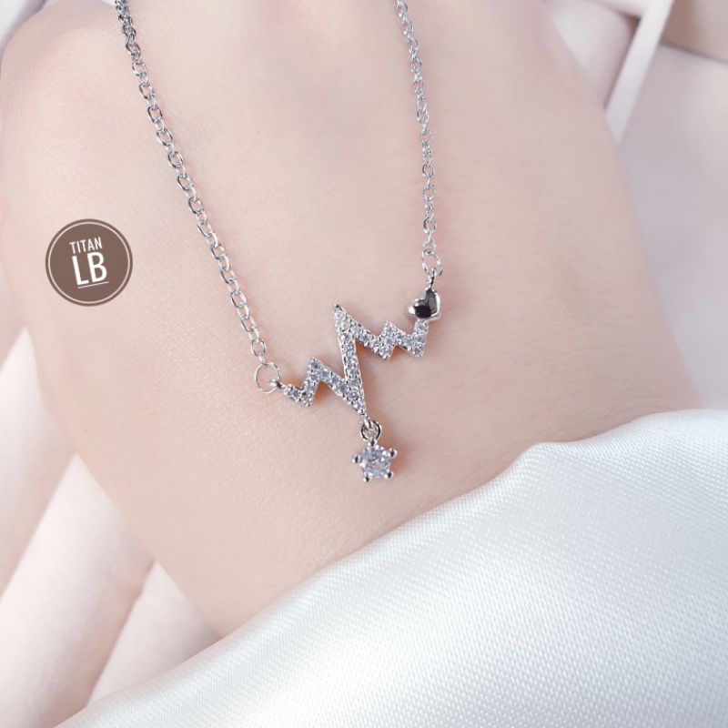 Kalung Rantai Detak Jantung Permata Titanium N09112202