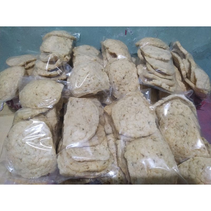 

Kerupuk Ikan Asli bangka , enak dan renyah