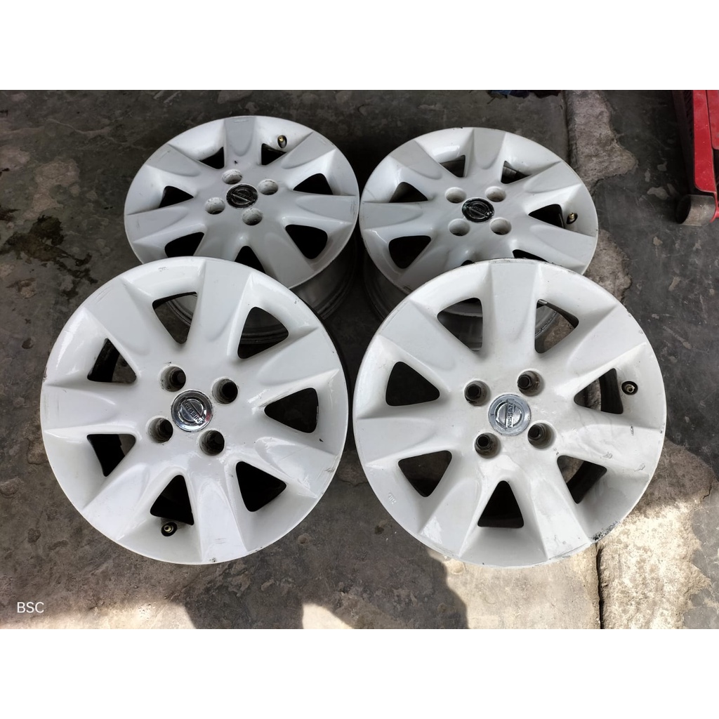 Velg Copotan Nissan March Ring 15 Pcd 4x100 Repainnt Putih