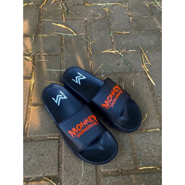 Sandal Pria Kekinian Sandal Slip On Pria Monkey Monorail Original