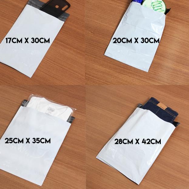 

Packaging Plastik Polymailer Tebal 28x42 Amplop Kantong Kemasan 100 pc - Hijau, 28x42