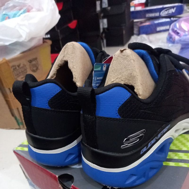 Sepatu Skechers Controller 232268