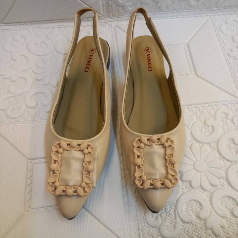 sepatu pansus wanita cantik