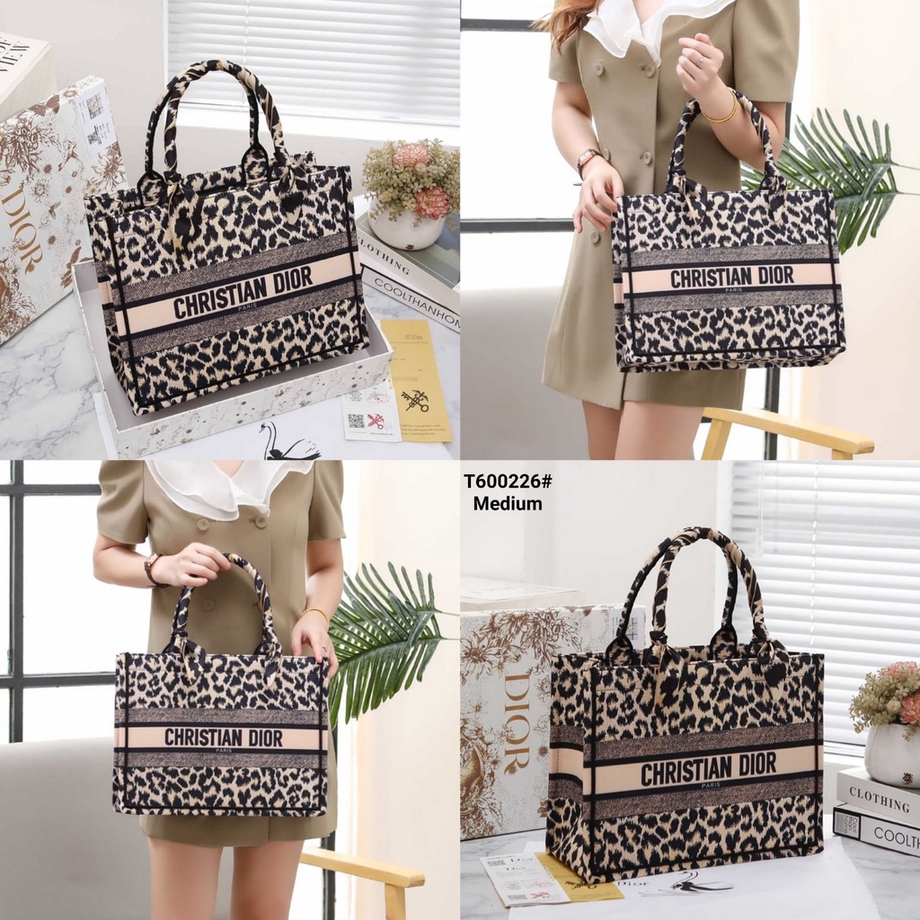 Tas CD Christian Dior Medium Book Tote Leopard T600226 ASD 94 batam impor original fashion branded r