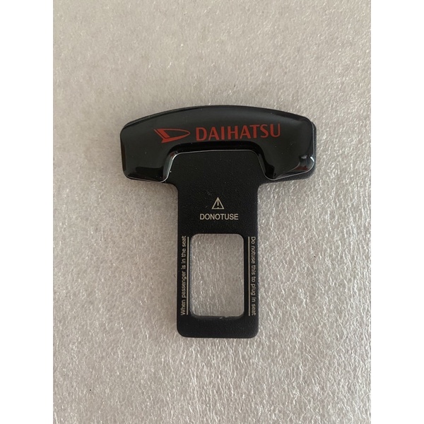 Colokan Seat Belt Mobil Alarm Buzzer Stopper Logo DAIHATSU WARNA HITAM