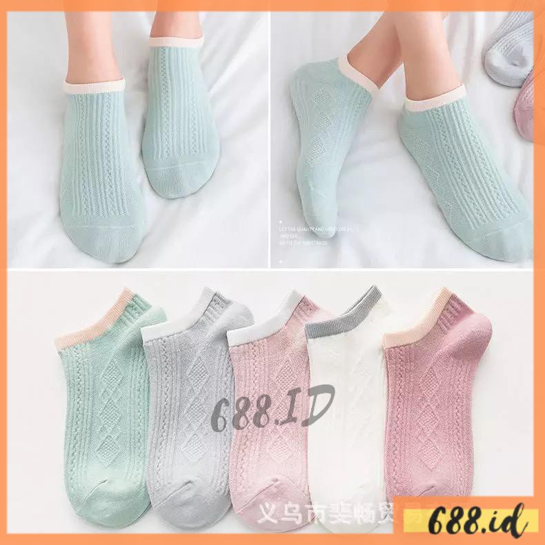 Kaos Kaki Wanita Korea Style Kaus Kaki Pendek Semata Kaki Bahan Katun Short Ankle Sock Fashion Casual Sport Motif Garis KSK 04