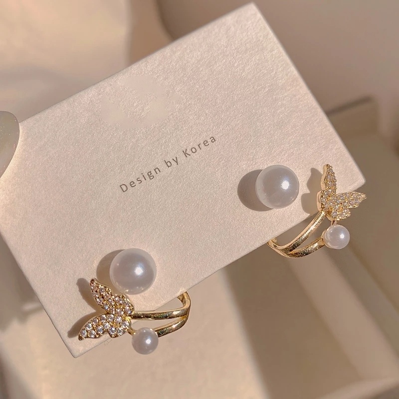 Anting Tusuk Model Kupu-Kupu Dengan Mutiara Imitasi Warna Emas Untuk Wanita Butterfly